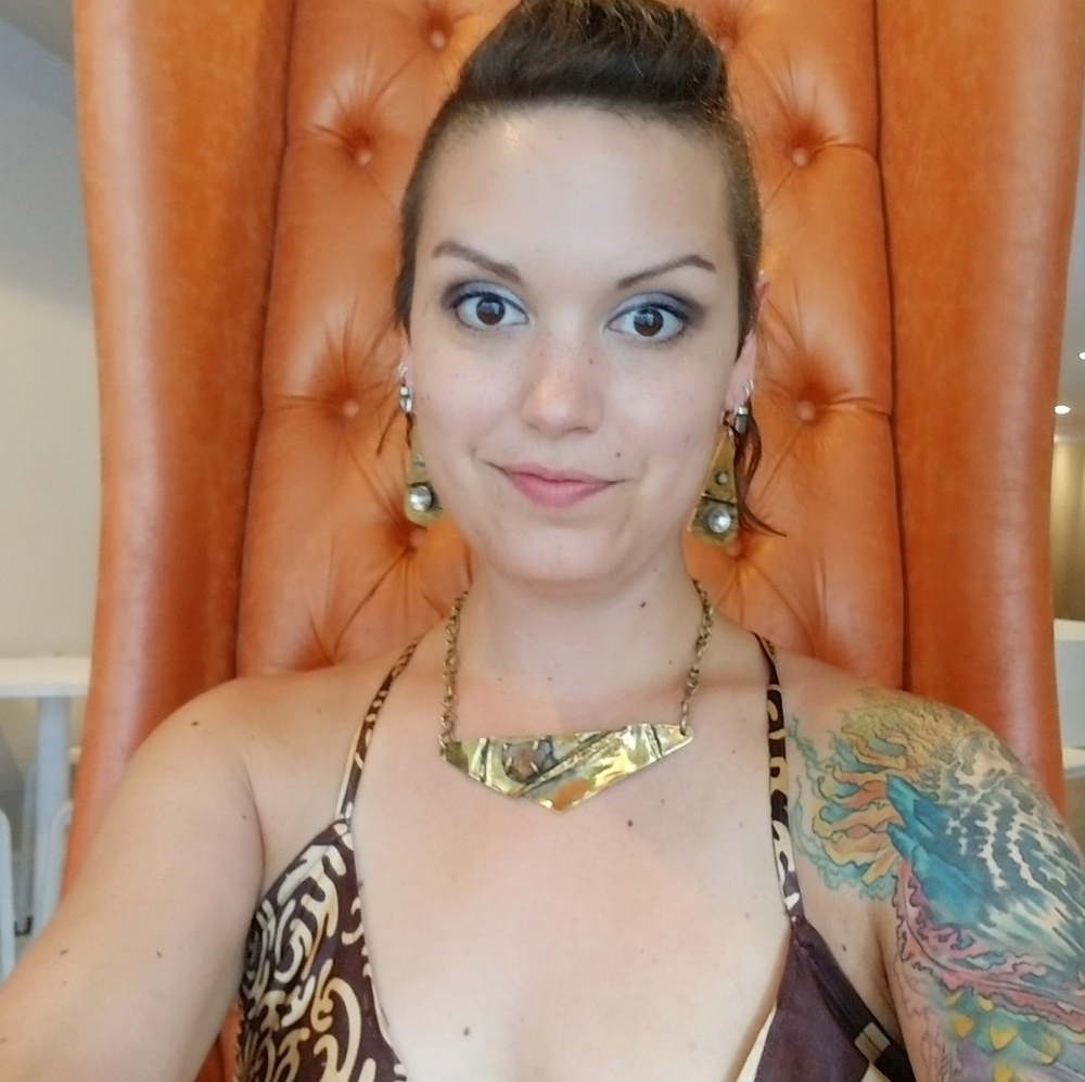 Meet your Posher, Amy